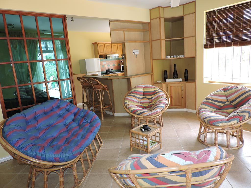 Villa Hibiscus Blue Bay Kültér fotó