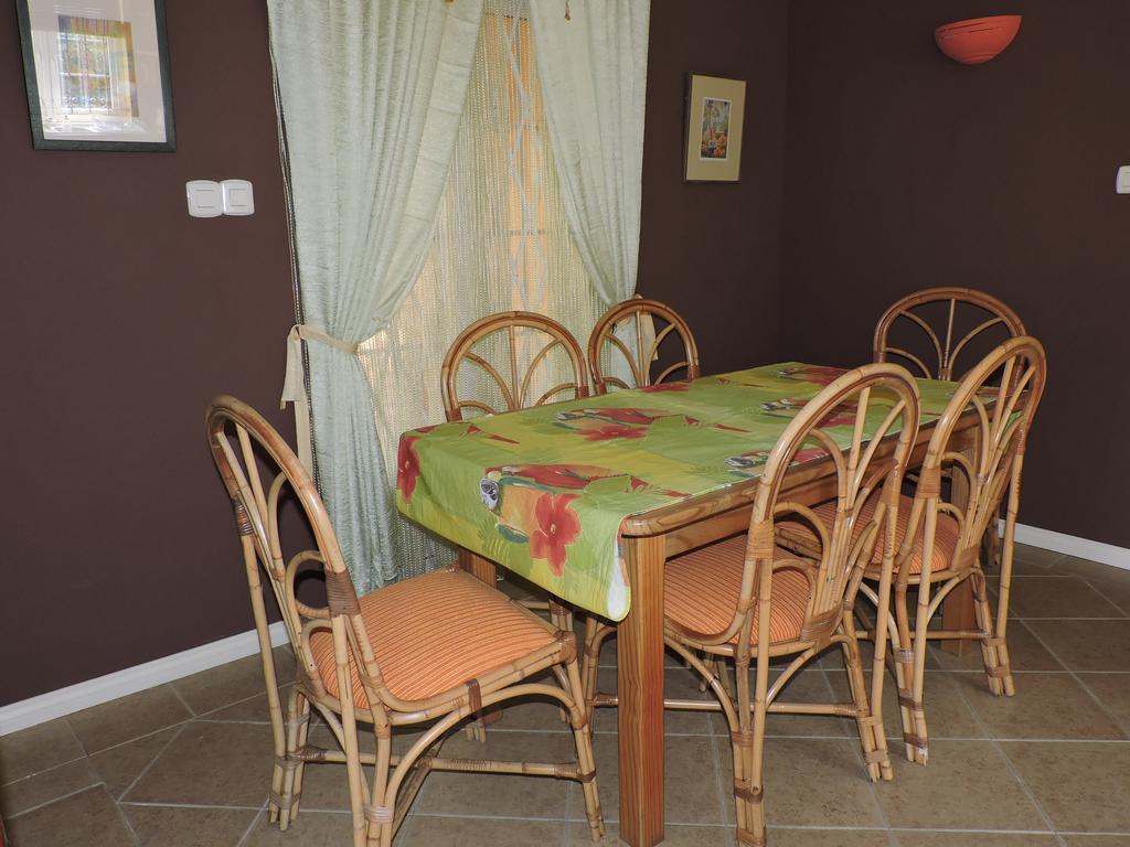 Villa Hibiscus Blue Bay Kültér fotó