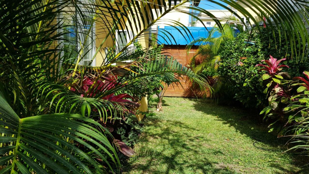 Villa Hibiscus Blue Bay Kültér fotó